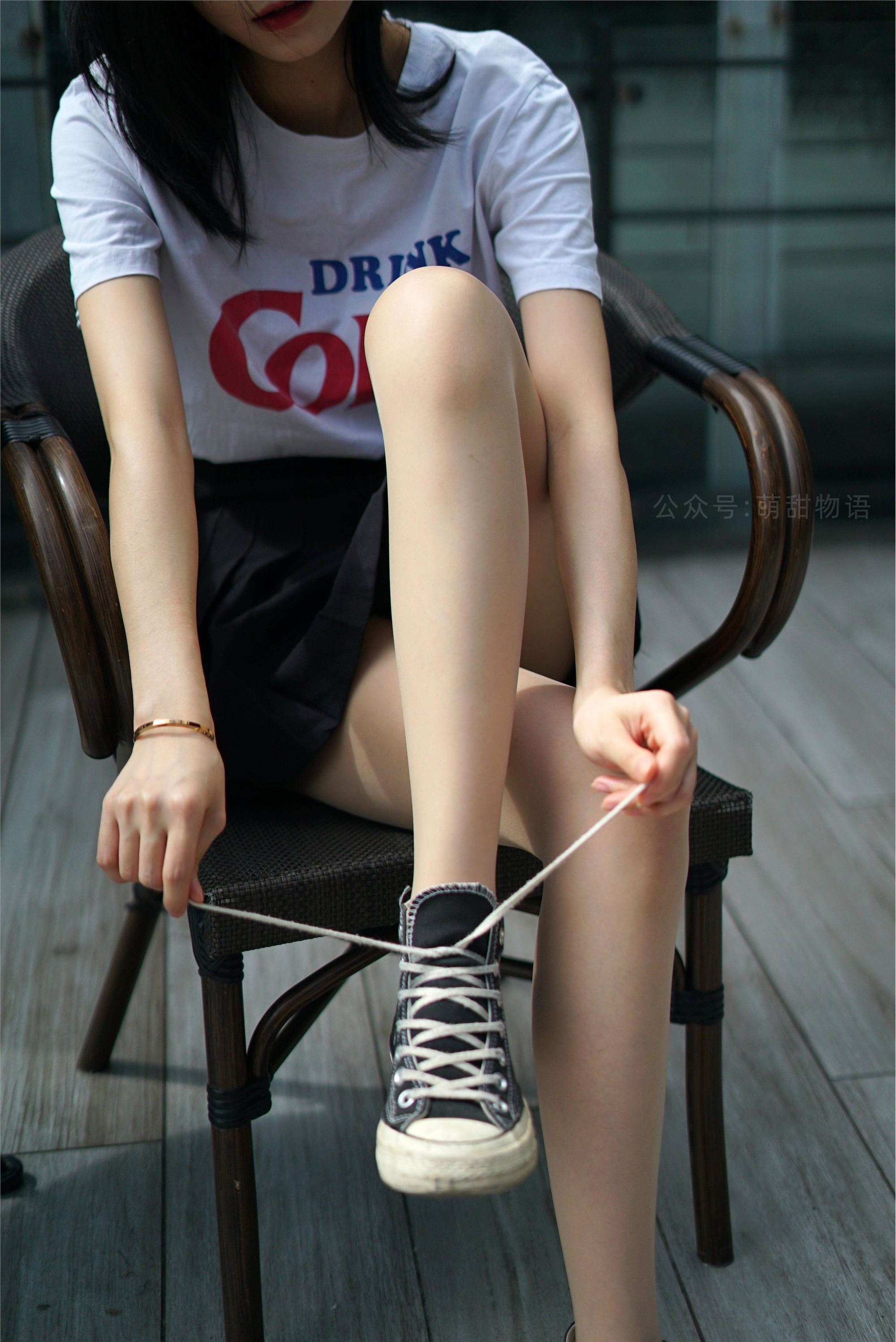 萌甜物语 XM107《清纯百褶裙-腿腿》